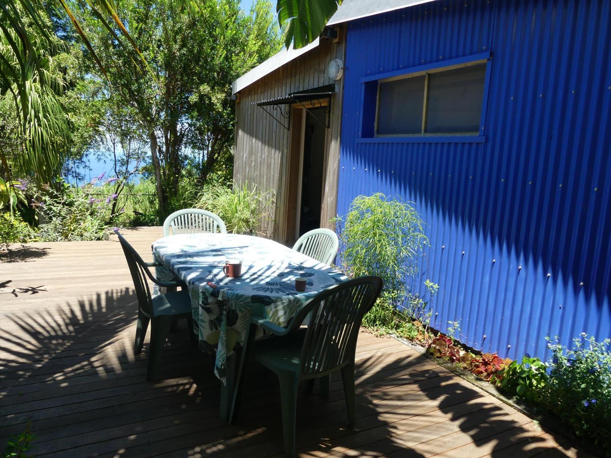 Le Tuit Tuit Hotel Petite Île Екстериор снимка